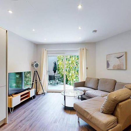 Elegant 2Bed Flat 10Min To Wimbledon Tennis Courts 런던 외부 사진